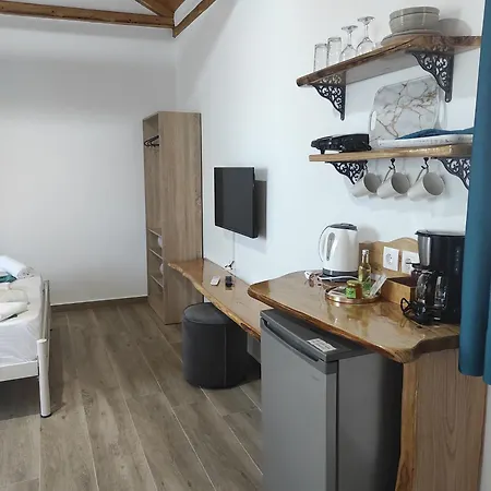 Orange Garden Double 招待所 卡拉内拉